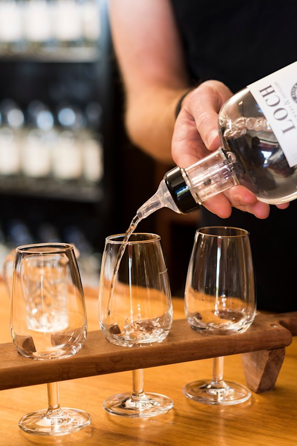 Tastings at Loch Distillery.