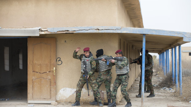 Iraqi Army soldiers being trained by Australian and New Zealand soldiers at Taji Military Complex, Iraq.