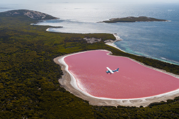 Lake Hillier, pretty in pink (but currently poo brown).