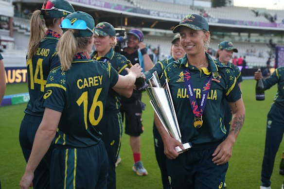 Ash Gardiner with the trophy at Lord’s.