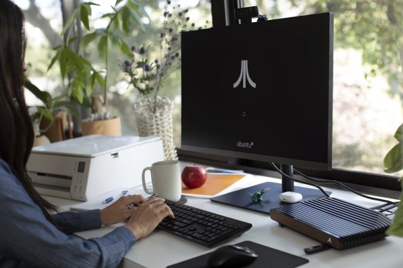 The VCS works as a basic mini PC, once you’ve installed an operating system on an separate drive.