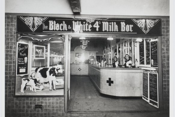 The shopfront as it looked in 1932.