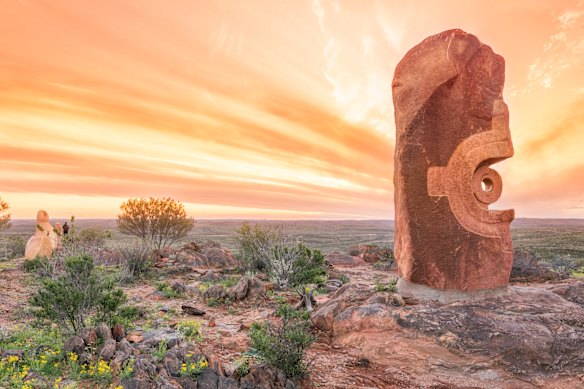 Broken Hills’ Living Desert and Sculptures at sunset.