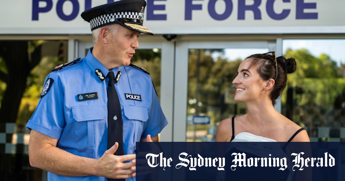 Injured WA Police officer thanks supporters after campaign to fly her home from Croatia - Vimarsana News