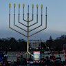 Rabbi Levi Shemtov speaks at the National Menorah lighting ceremony on the Ellipse.