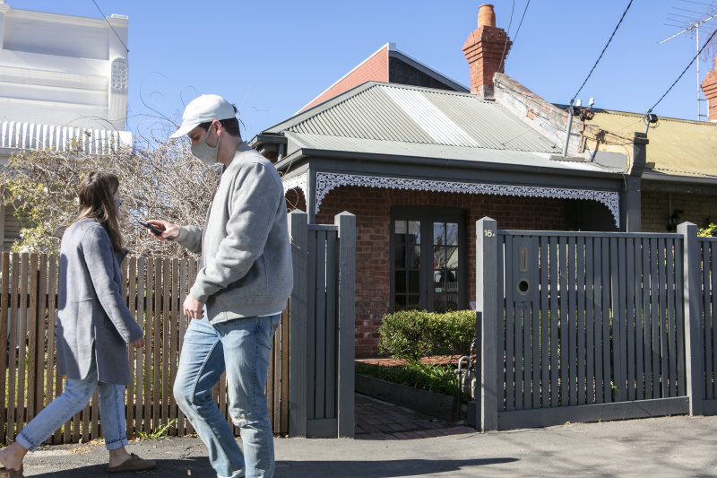 House prices are falling, but buyer beware of holding out for a better deal