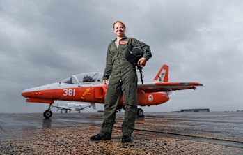 For Victoria Lowen, pandemic career disruption meant going from flying for Qantas to being employed at quarantine hotels.