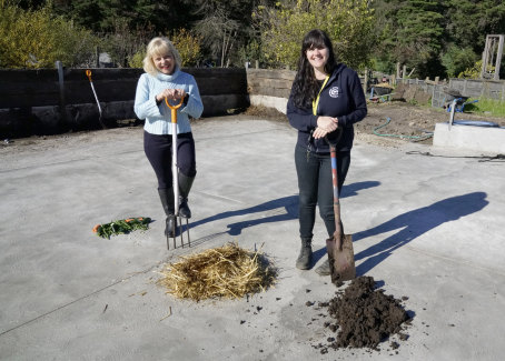 Yarra mayor Misha Coleman (left) with Collingwood Children's Farm manager Conor Hickey.