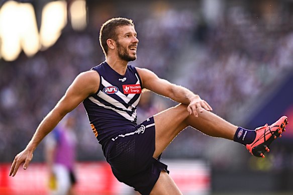 Dockers ponder how to cash in on ruck dominance