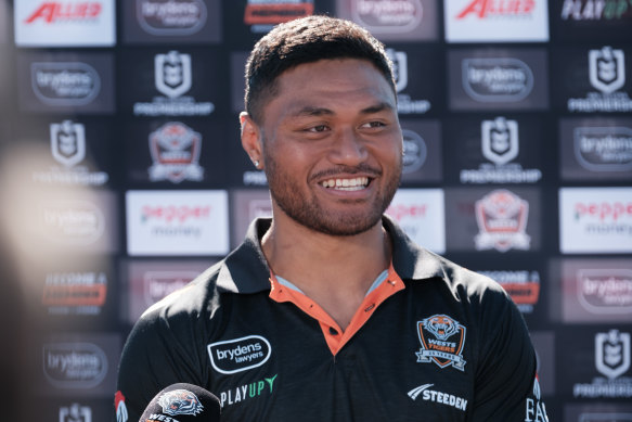 NRL 2024: Stefano Utoikamanu won't cut and run on Wests Tigers