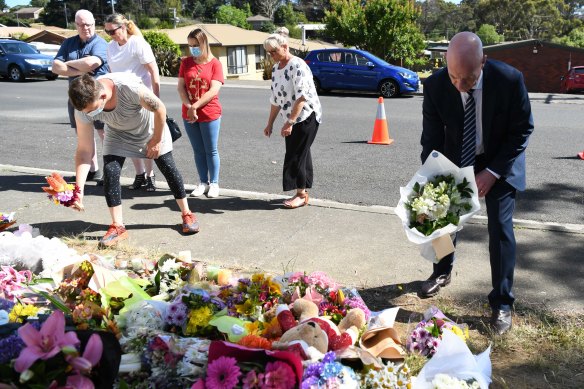 Tasmanian Premier Peter Gutwein, Deputy Premier Jeremy Rockliff and Devonport Mayor Annette Rockliff were among those to visit Hillcrest Primary School on Friday.