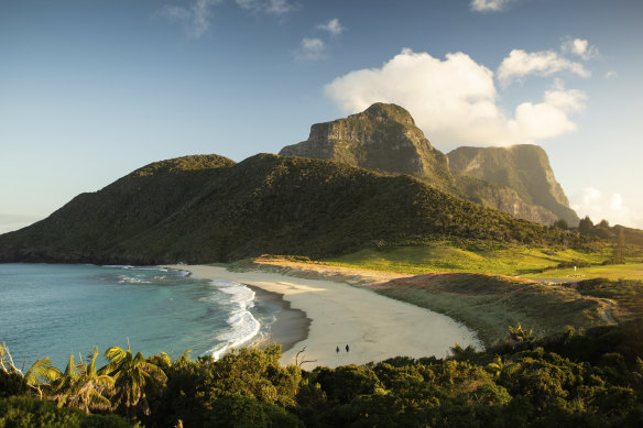 Blinky Beach looking towards Mount Lidgbird and Mount Gower, Lord Howe Island.