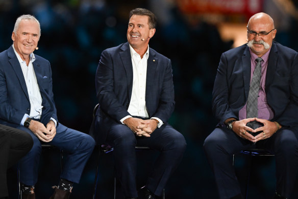 Allan Border, Mark Taylor and Merv Hughes reminisce about Shane Warne at his MCG memorial.