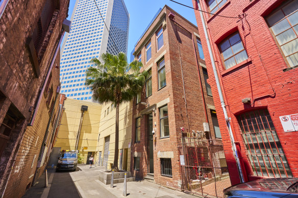 13 Somerset Place is expected to sell for $1.5 million.