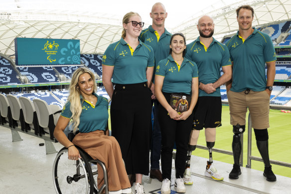 Paralympians Madison de Rozario, Katja Dedekind, Rowan Crothers, Paige Greco, Chris Bond and Curtis McGrath.