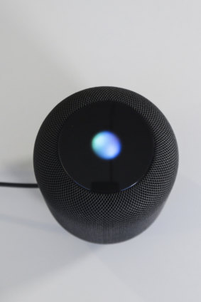 When the HomePod hears 'Hey Siri,' a swirling icon appears.