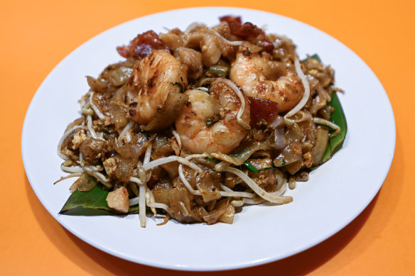 Duck egg char kwai teow at Lulu’s Express.