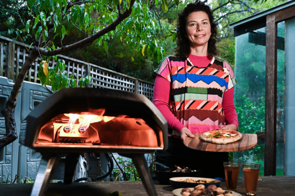 Dani Valent putting the Ooni portable pizza oven through its paces.
