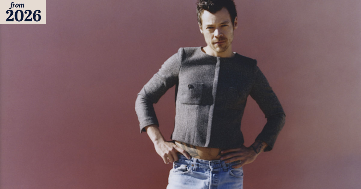 On his new album, Harry Styles finally shatters the teen idol fishbowl