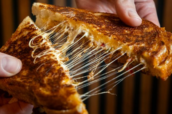 Look at that cheese ooze.