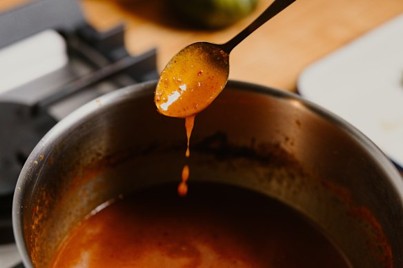 The sauce should be smooth and emulsified.