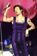 Roz describes her perso<em></em>nal style as “relaxed”, but admires the fashion choices of singer Harry Styles.