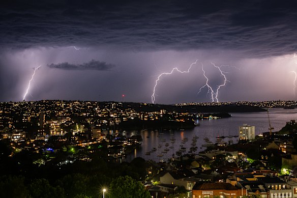 Looking east from Kirribilli as the storm goes out to sea.
