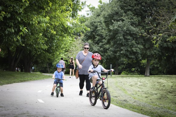 Penrith residents enjoy some shade beside the Nepean River. 