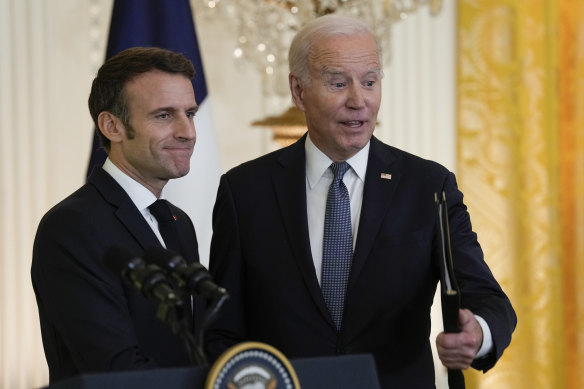 Președintele francez Emmanuel Macron și președintele SUA Joe Biden au discutat despre războiul din Ucraina când s-au întâlnit la Washington, DC, săptămâna aceasta. 