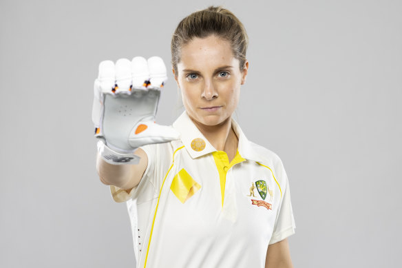 Sophie Molineux has been working with Australian cricket great Belinda Clark.