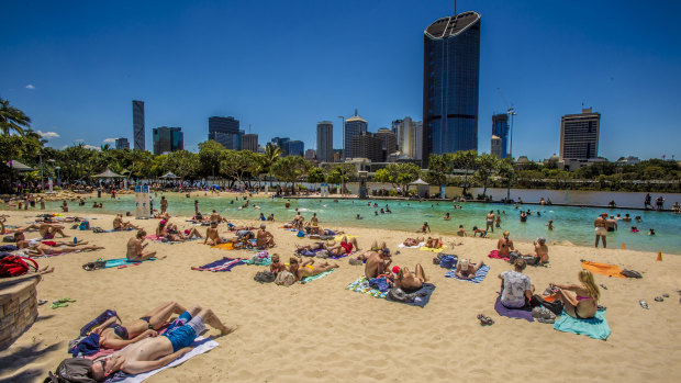 Cool air from the ocean was expected to contribute to dropping temperatures in Brisbane and generate significant rain towards the end of the week.