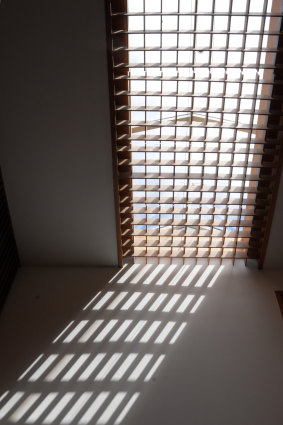 Protected by a timber trellis screen, it provides a soft rather than harsh light.