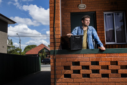 Mathew Costin issued himself a bucket challenge: to use only 15 litres of water a day for drinking and washing for a month. 