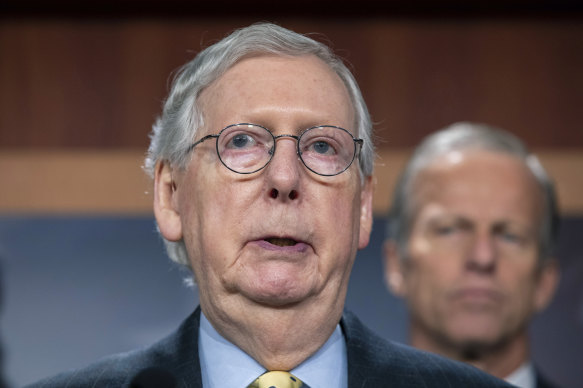 Republican Senate Leader Mitch McConnell said it was up to Democrats to act alone to stop the US government defaulting on its debts. 