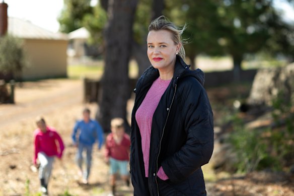 Mother Laura Alston says screens and social media have found her children even on their remote Victorian farm. 