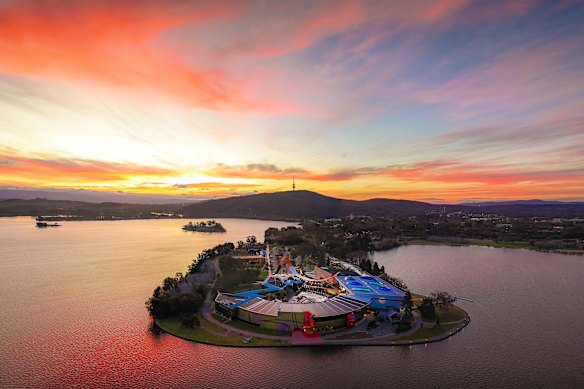 Canberra’s Lake Burley Griffin: if only the vision of Walter Burley Griffin and his more lavishly talented wife, Marion, had been fully realised.