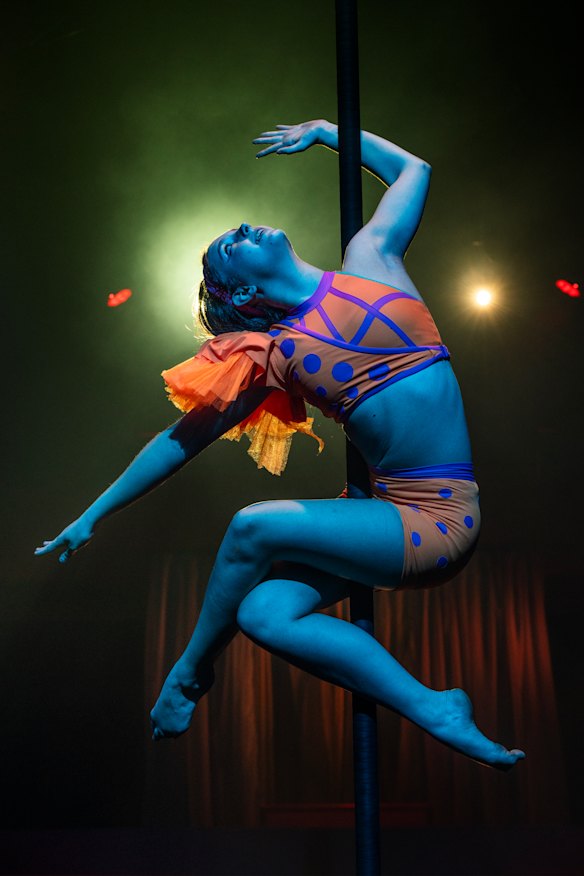 By the time she was 15, Tilly had decided she had a future in the circus arts.