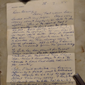A 1955 letter written by William Dobell to friend and fellow artist E.A. Harvey has been donated to the National Library of Australia.