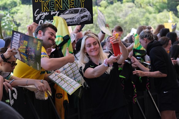 They may have lost in the final, but Ellie Carpenter and the Matildas lost no fans.
