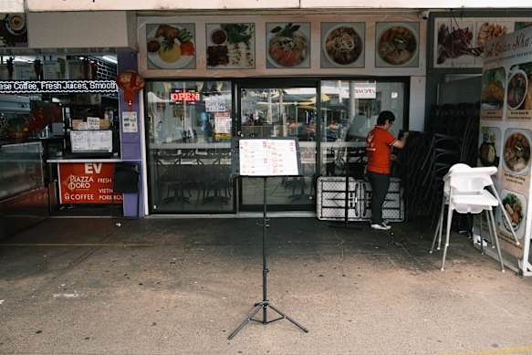 Quan Nhu restaurant at closing time.