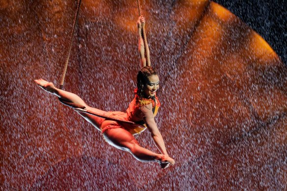 Cirque du Soleil returns to Melbourne with Luzia. 