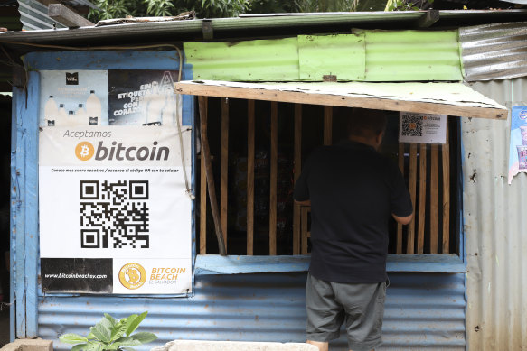 Bitcoin accepted at this business in Zonte Beach, El Salvador.