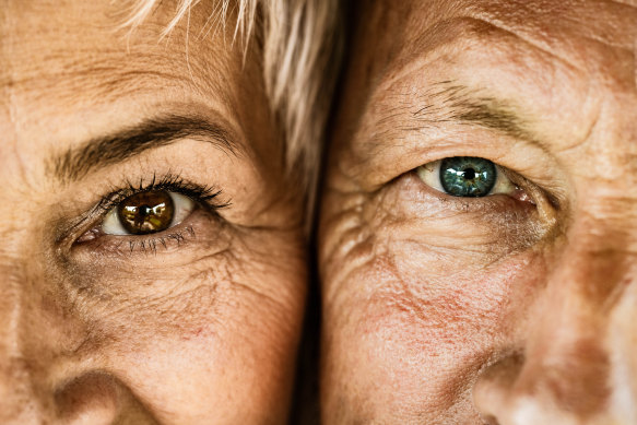 Having someone we can confide in may help to protect our brains as we age.