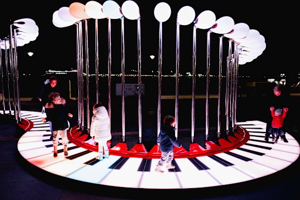 Amigo & Amigo’s giant piano.