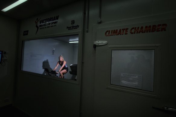 Long jumper Brooke Stratton working in the heat chamber at the Victorian Institute of Sport.