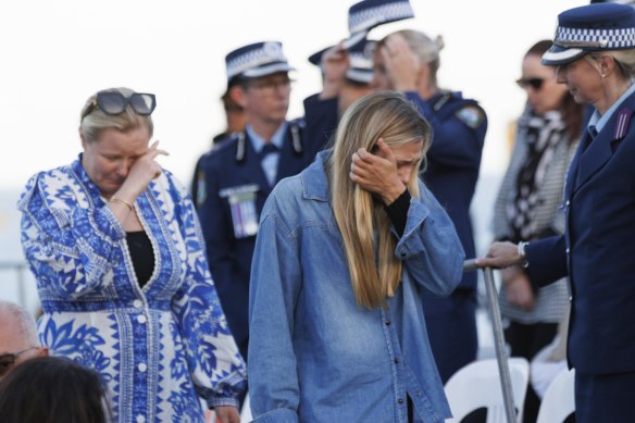Mourners at the Bondi Beach vigil.