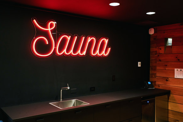 L'entrée du sauna de l'ambassade de Finlande à Washington. Les diplomates seraient impatients de recevoir une invitation.