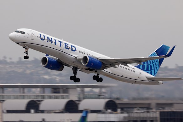 United Airlines plan to phase out its Boeing 757-300s by next year.