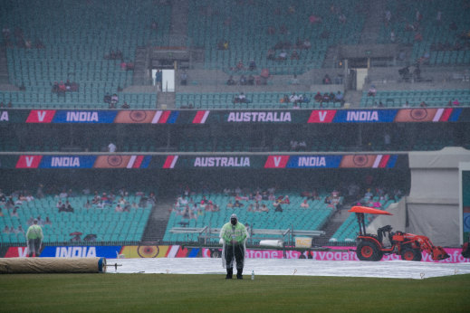 Rain affected play on the first day of the third Test at the SCG.