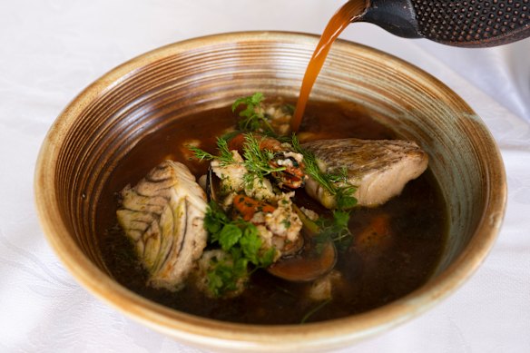 West chose the bouillabaisse “belle epoque”.